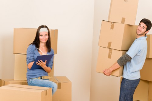 Moving truck support for flats and houses around Bexleyheath